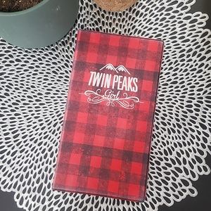 Official Twin Peaks Girl Server Book w/ Pockets